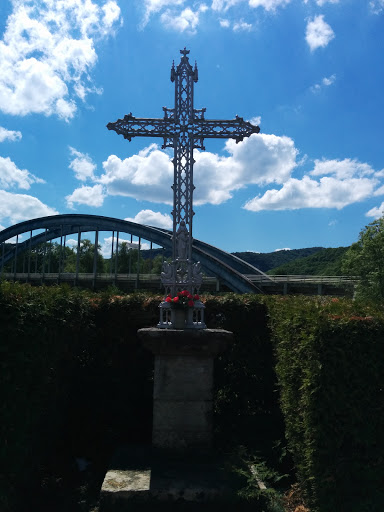 La Croix Du Pont Bleu