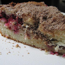 Buttery Raspberry Streusel-Filled Coffee Cake