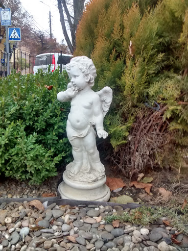 Скульптура Ангелочок