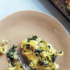 Spinach-and-Egg Noodle Casserole