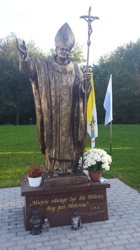 Polańczyk Pomnik Św.  Jana Pawła II