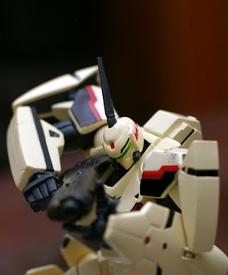 YF-19