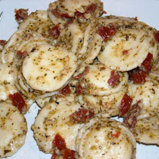Tortellini with Pesto and Sun-dried Tomatoes