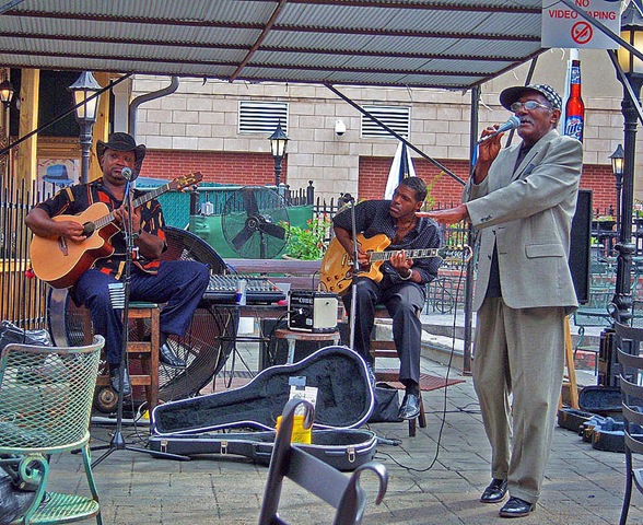 [silky music[3].jpg]