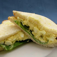 Simple Homemade Egg Salad Sandwich