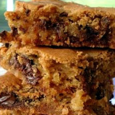 Chewy Chocolate Chip Bars