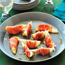 Prosciutto-Wrapped Pears
