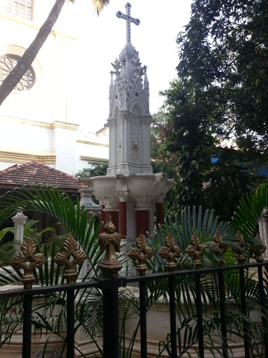 Fountain At St. Thomas