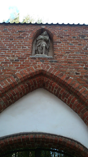 Figur am Kloster