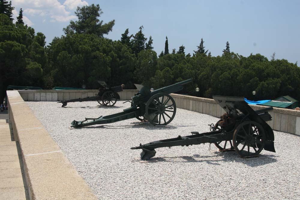 [IMG_6071 - resized[7].jpg]