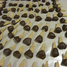 Chocolate Dipped Peanut Butter Bugles