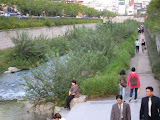 Pedestrian walkway along the Cheonggyecheon stream