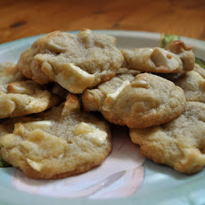 White Chocolate Macadamia Cookies