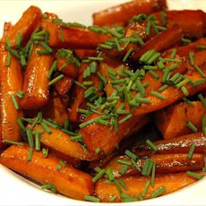 Carrots Glazed With Balsamic Vinegar and Butter