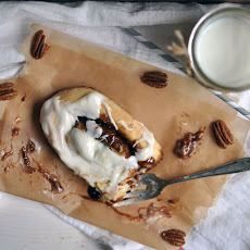 The Blogging We Do, Send-Off Cinnamon Rolls