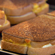 Sweet and Spicy Grilled Cheese Sandwiches
