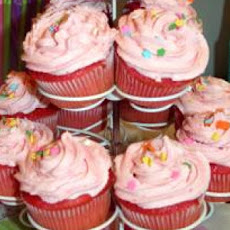 Pretty in Pink Strawberry Cupcakes