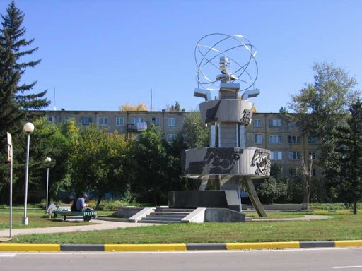 Памятник П. Потанину 