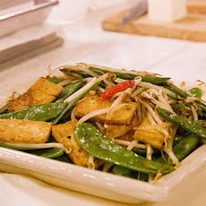 Extra-Firm Tofu with Snow Peas and Bean Sprouts