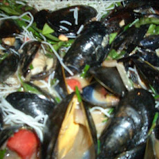 Spicy Black Bean Mussels