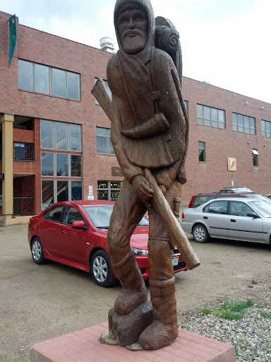 Early Hunter Statue