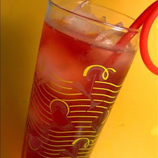 Hibiscus & Rose Hip Iced Tea With Cranberry Juice
