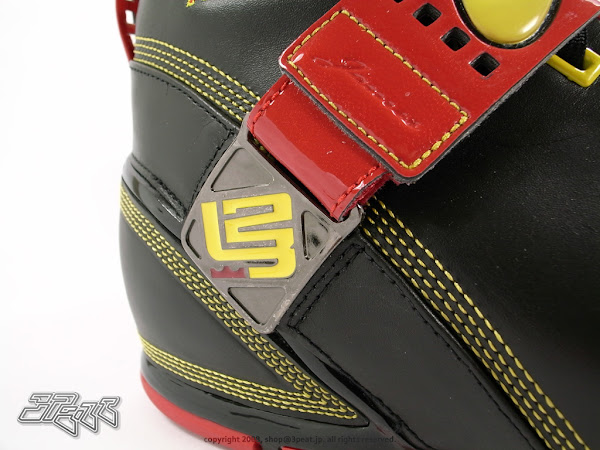 Detailed Look at the Zoom LeBron 5 Fairfax Away PE