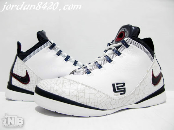 Zoom LeBron Soldier II White Navy Red Real Pics