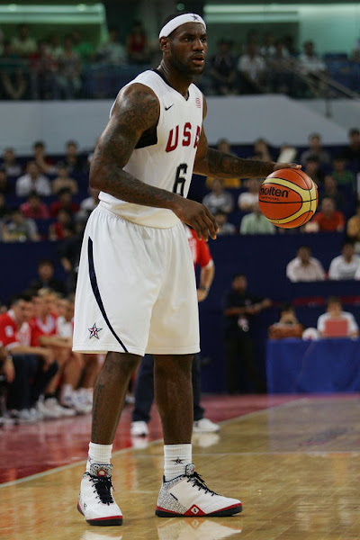 LeBron James and US Team Stays Perfect in Tuneups Beats Russia