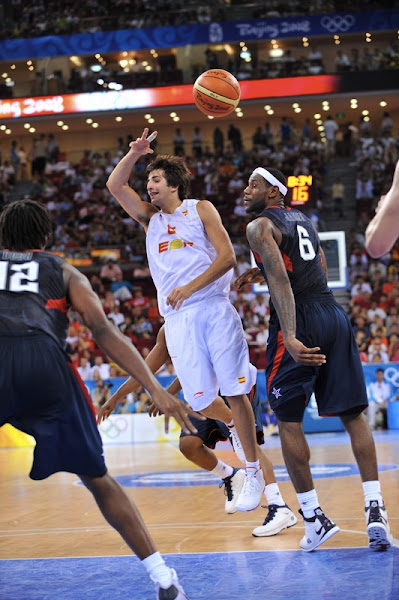 King James and USA Team Handle Spain a Blowout Loss