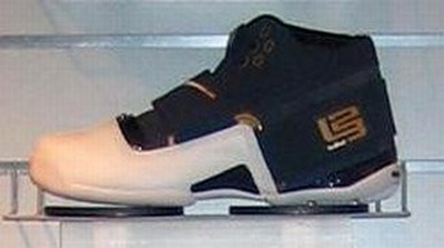 Possible new Nike LeBron outdoor shoe