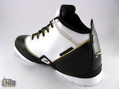 Finishline Exclusive Zoom Soldier II Remix Showcase lbj soldier ii og white black gold4 06 Finishline Exclusive Zoom Soldier II Remix Showcase