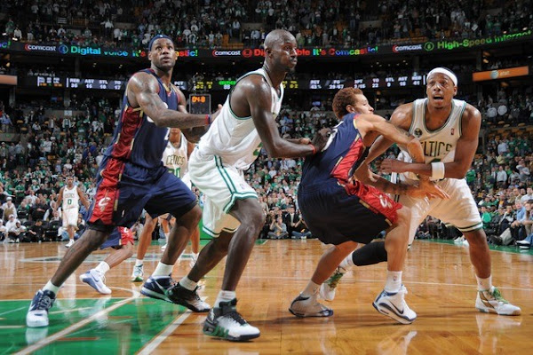 NBA Kicks Off Cavaliers Loose Zoom LeBron VI Debut