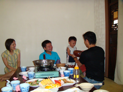 感謝MK叔叔提供豐盛的午餐