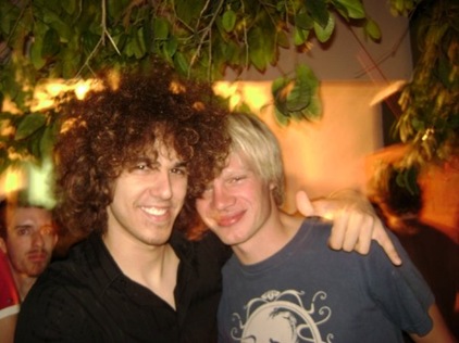 n568278209_935433_9825