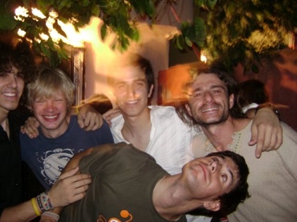 n568278209_935430_8866