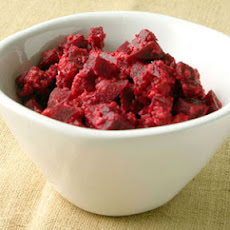Beets with Walnut-Garlic Sauce (Pkhali)