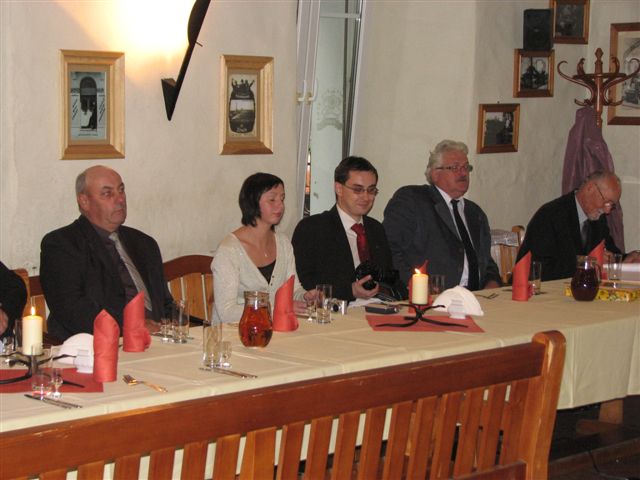 http://lh6.ggpht.com/kolozablocie/SNknaqE-gkI/AAAAAAAAAmk/EMMz3GHeipA/s800/IMG_0031.JPG