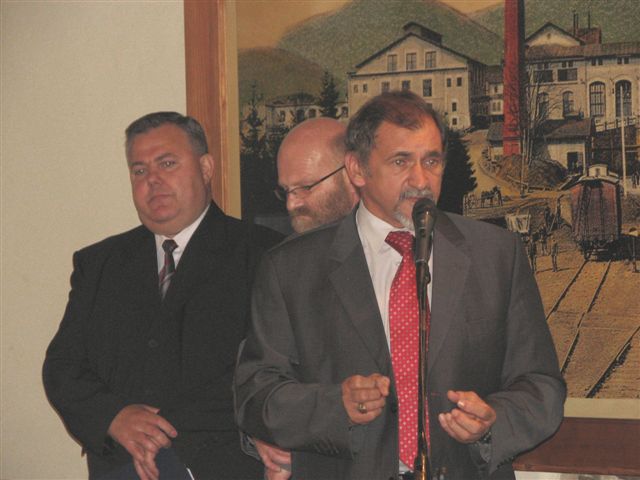 http://lh6.ggpht.com/kolozablocie/SNknbecj_9I/AAAAAAAAAm8/GCAc7cedDPY/s800/IMG_0040.JPG
