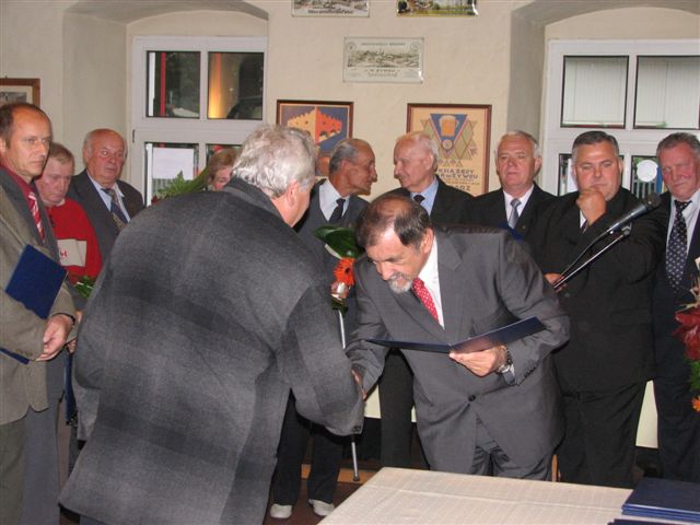 http://lh6.ggpht.com/kolozablocie/SNkngvsmwnI/AAAAAAAAApE/BYnRAEMr3AA/s800/IMG_0070.JPG