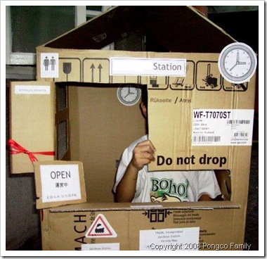 20081003 train station playbox