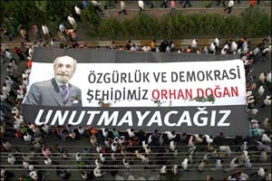 [orhan-dogan-cizre-cenaze4[8].jpg]