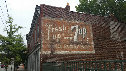 Fresh Up With 7up