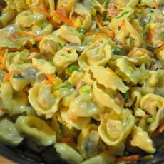Quick and Creamy Boscaiola Pasta (Bacon and Mushroom)