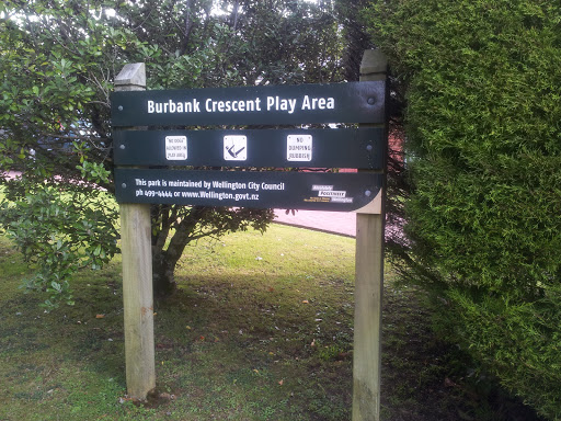 Burbank Cres Play Area