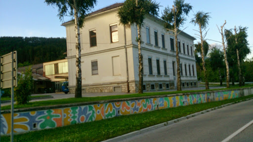 School Gornji Grad
