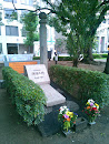 原爆犠牲者追憶の碑