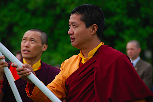 Gesar Festival Lhasang (C) Sean Raggett 2008