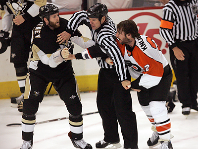 051008_flyers400.jpg