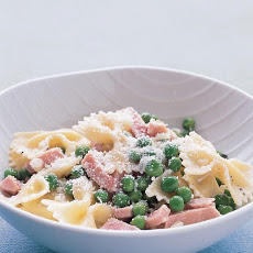Bow-Ties with Peas and Ham